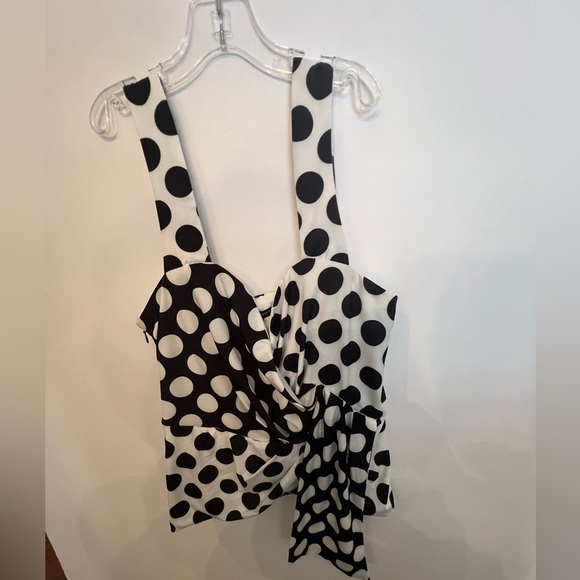 BOSTON PROPER TANKINI W/CROSS OVER AND ATTACHED TIE IN FRONT.  SIZE SMALL - Picture 1 of 13